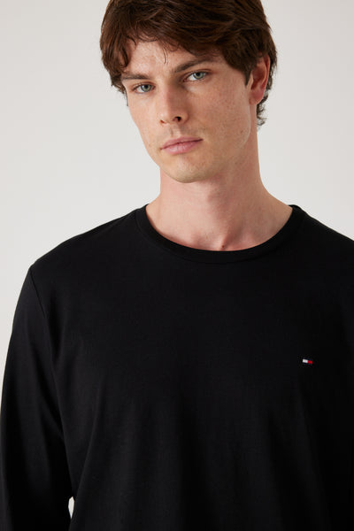 טישרט שרוול ארוך בצבע שחור