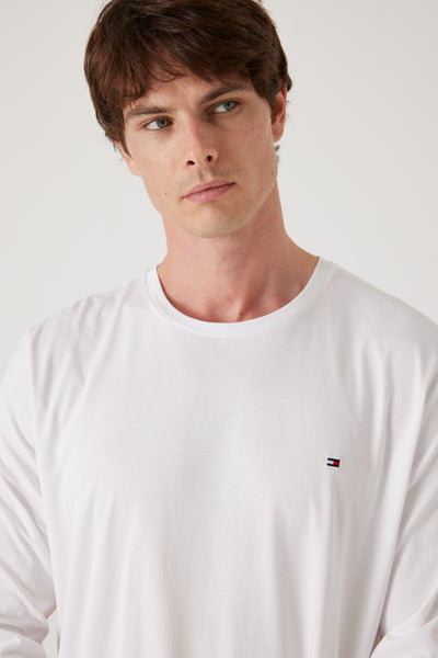 טישרט שרוול ארוך בצבע לבן