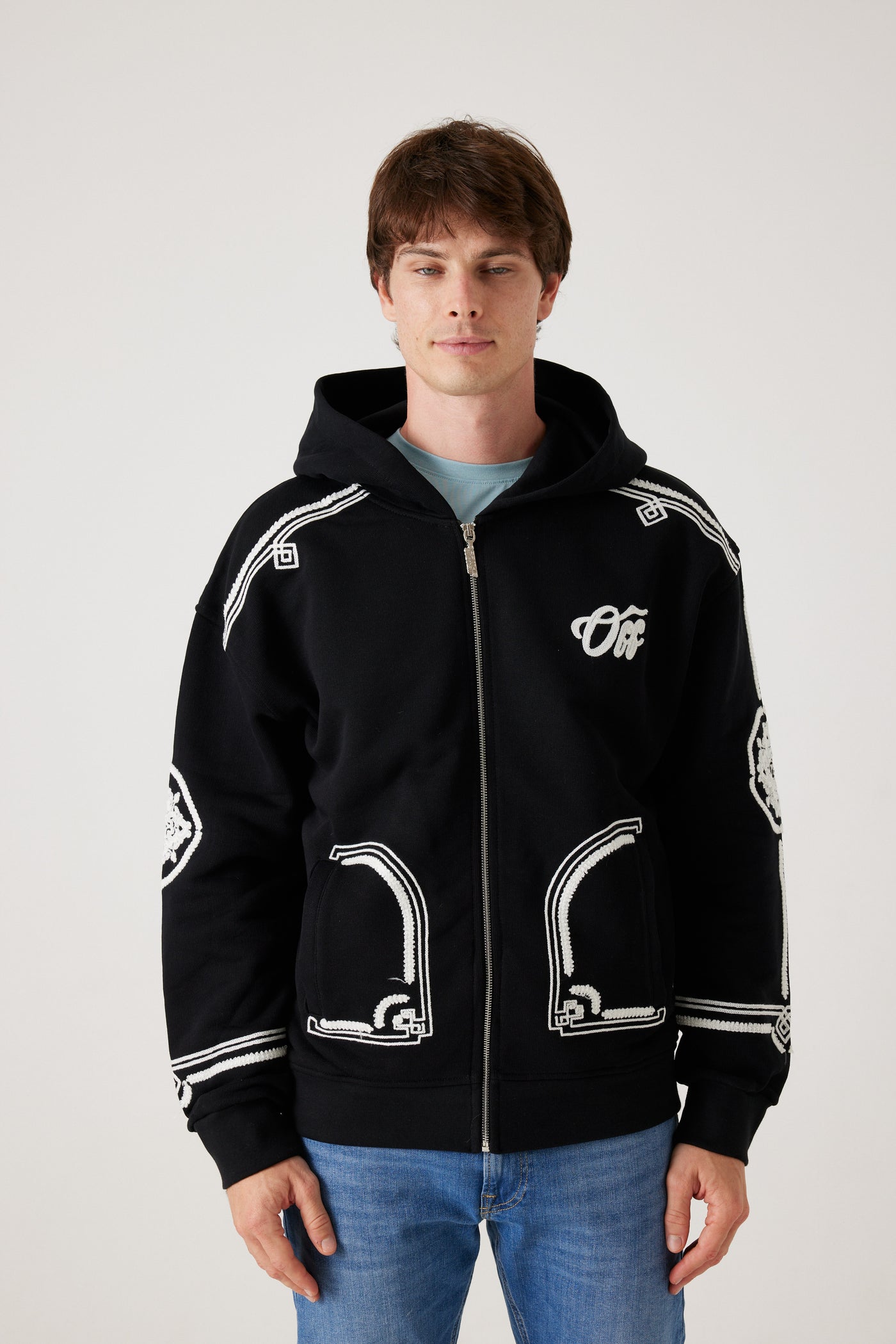 קפוצ'ון פול זיפ רקום