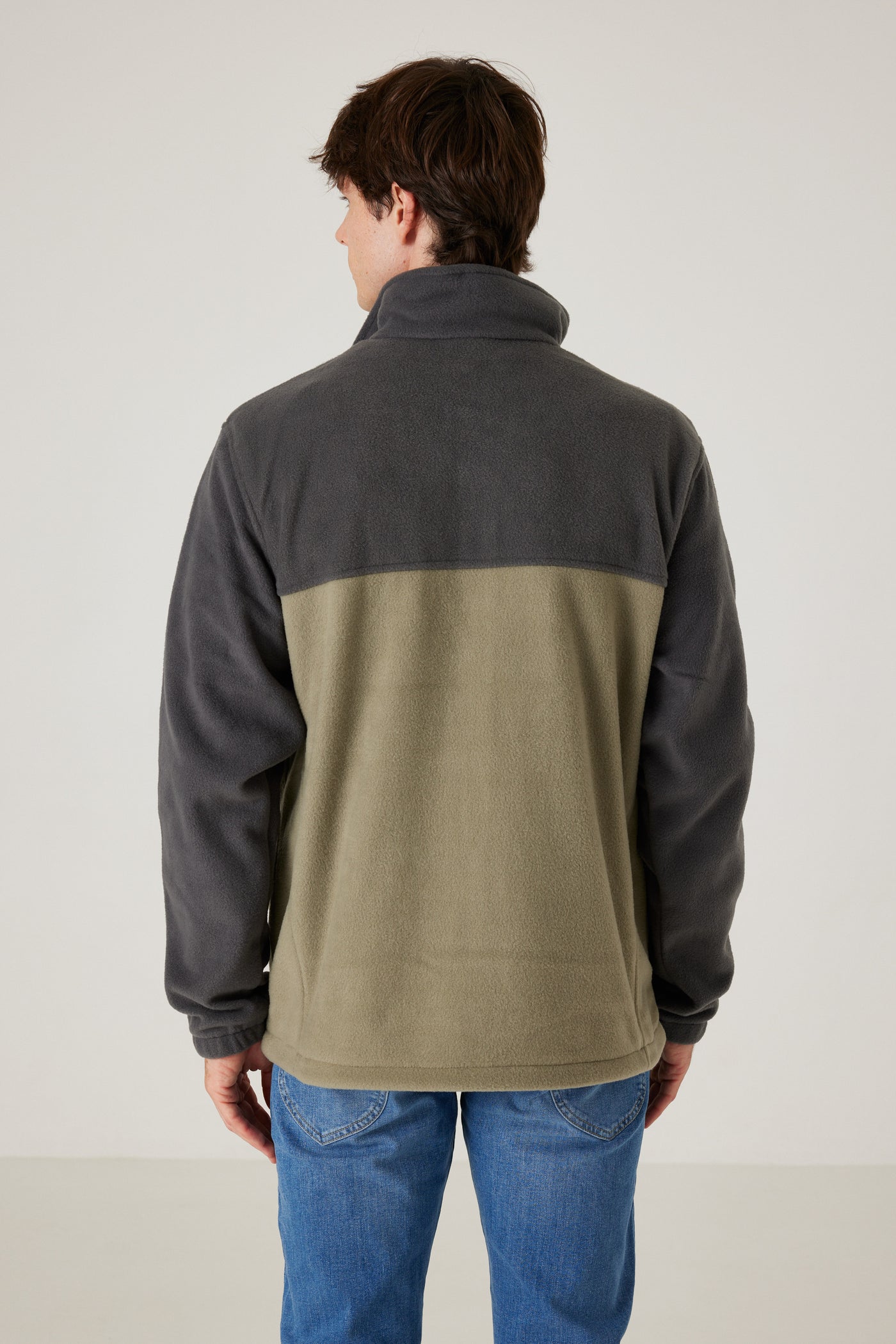 פליז בגזרת Regular עם רוכסן מלא - ירוק