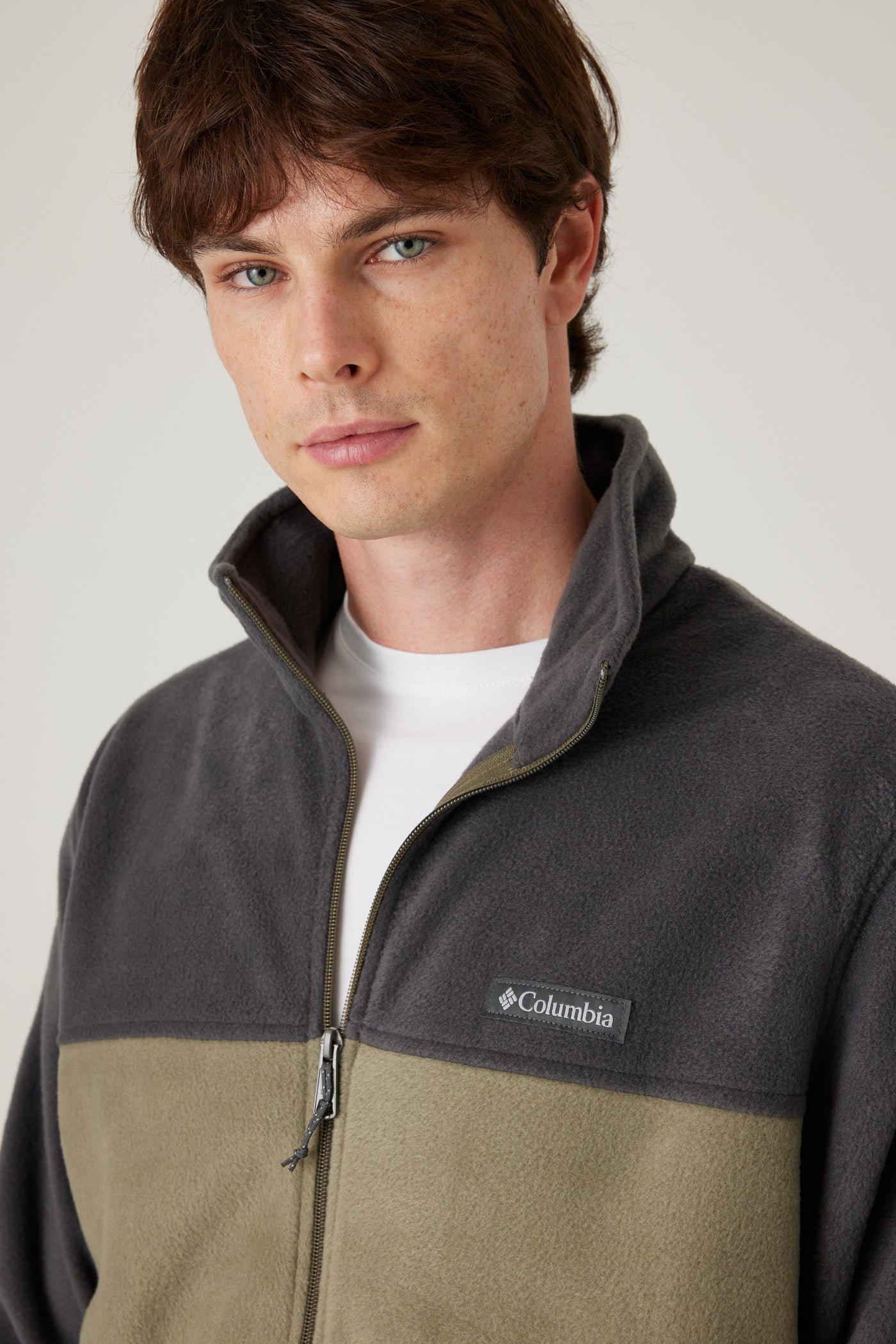 פליז בגזרת Regular עם רוכסן מלא - ירוק