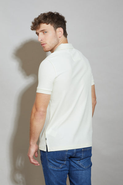 חולצת פולו SLIM FIT שרוול קצר בצבע שמנת