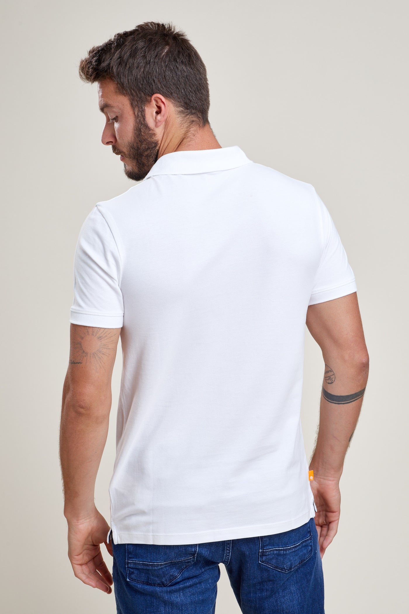 חולצות פולו שרוול קצר בצבע לבן
