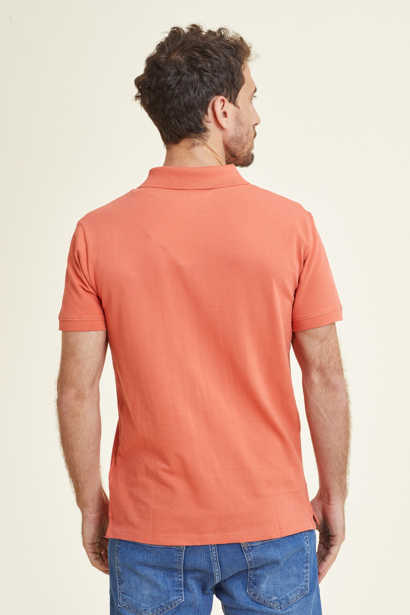 חולצת פולו SLIM FIT שרוול קצר בצבע כתום