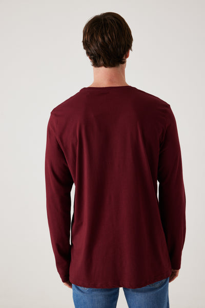 טישרט שרוול ארוך בצבע בורדו