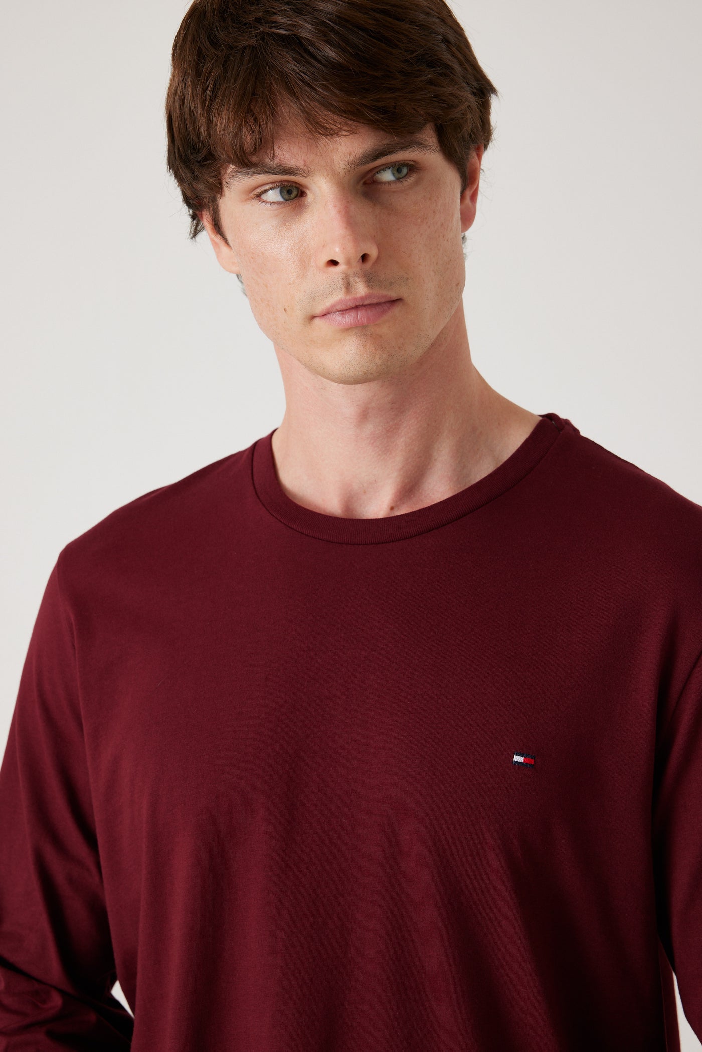 טישרט שרוול ארוך בצבע בורדו