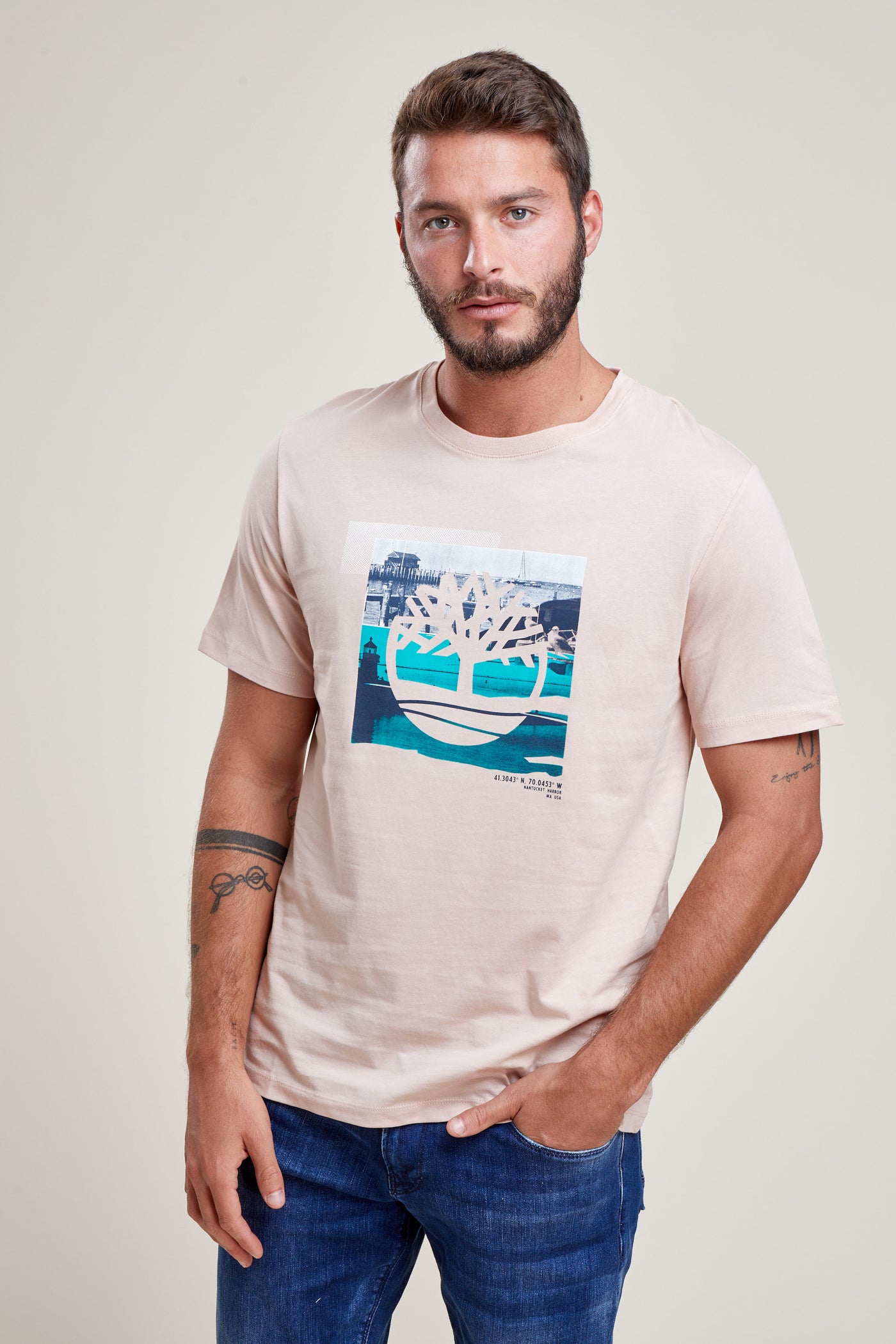 טישרט שרוול קצר בצבע אפרסק