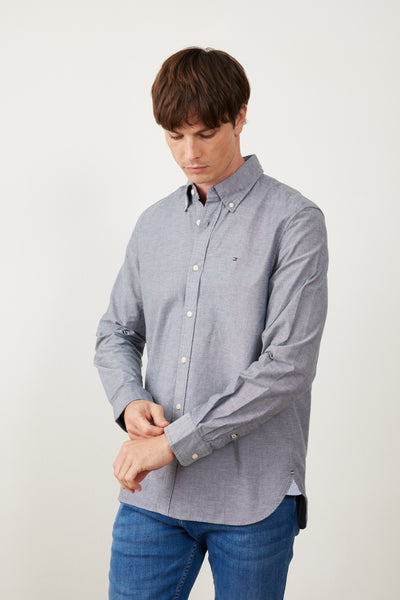 מכופתרת שרוול ארוך בגזרת REGULAR - אפור