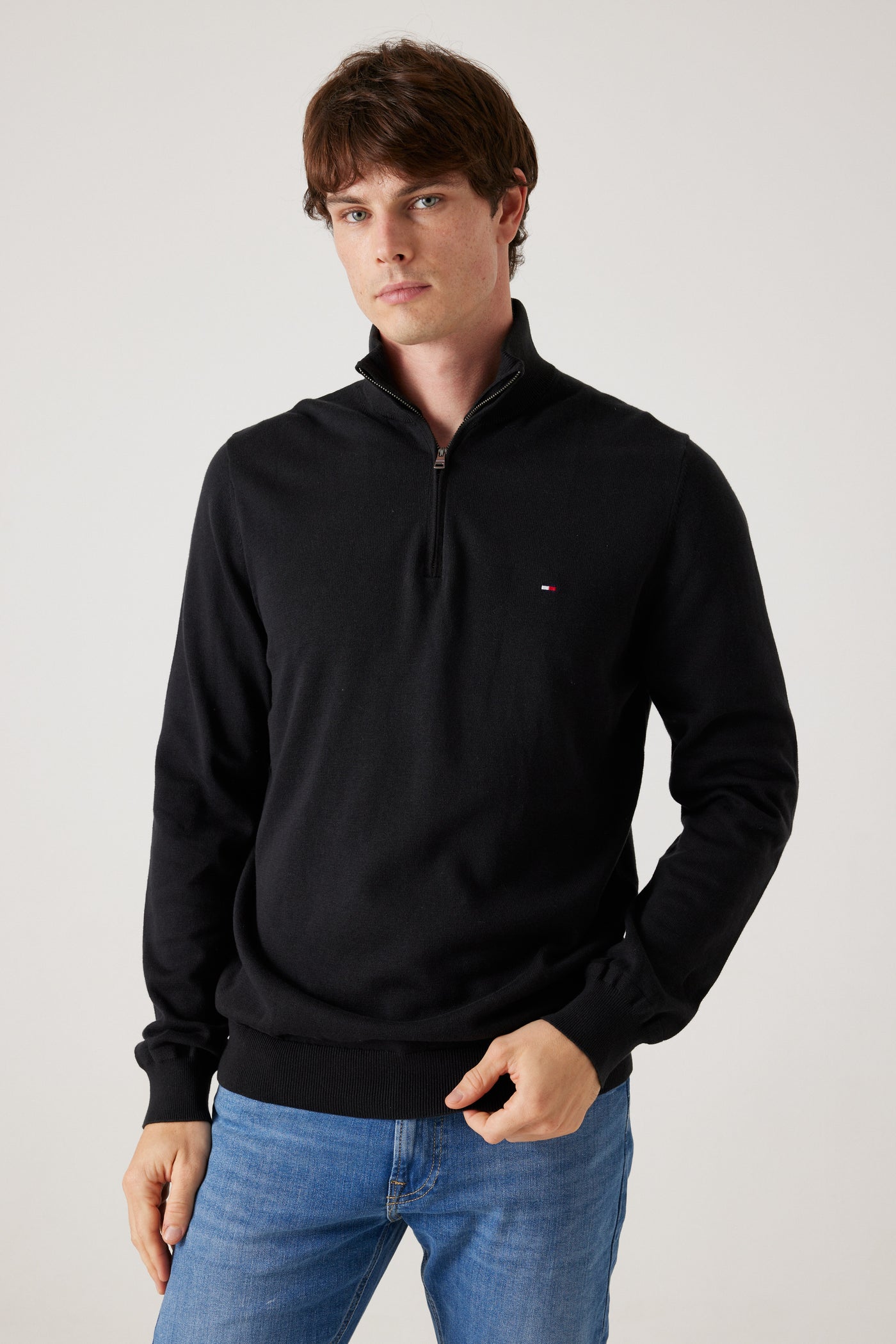 סריג חצי זיפ - שחור