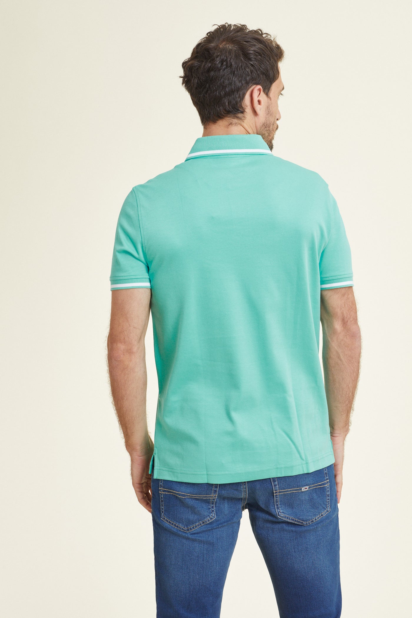 חולצת פולו שרוול קצר בצבע טורקיז