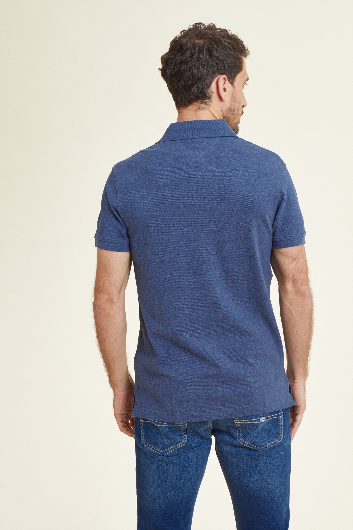 חולצת פולו שרוול קצר SLIM בצבע כחול אינדיגו