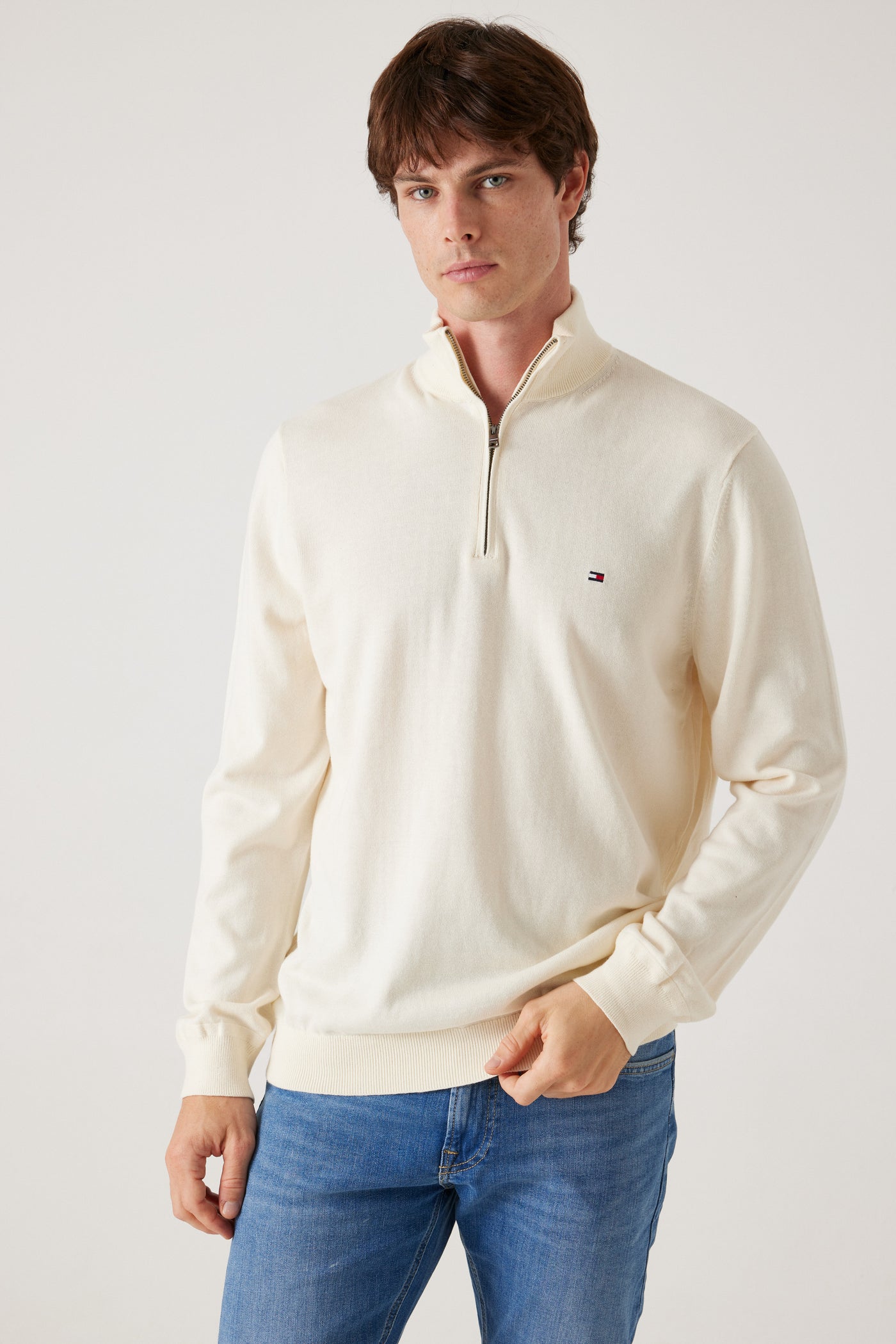 סריג חצי זיפ - לבן