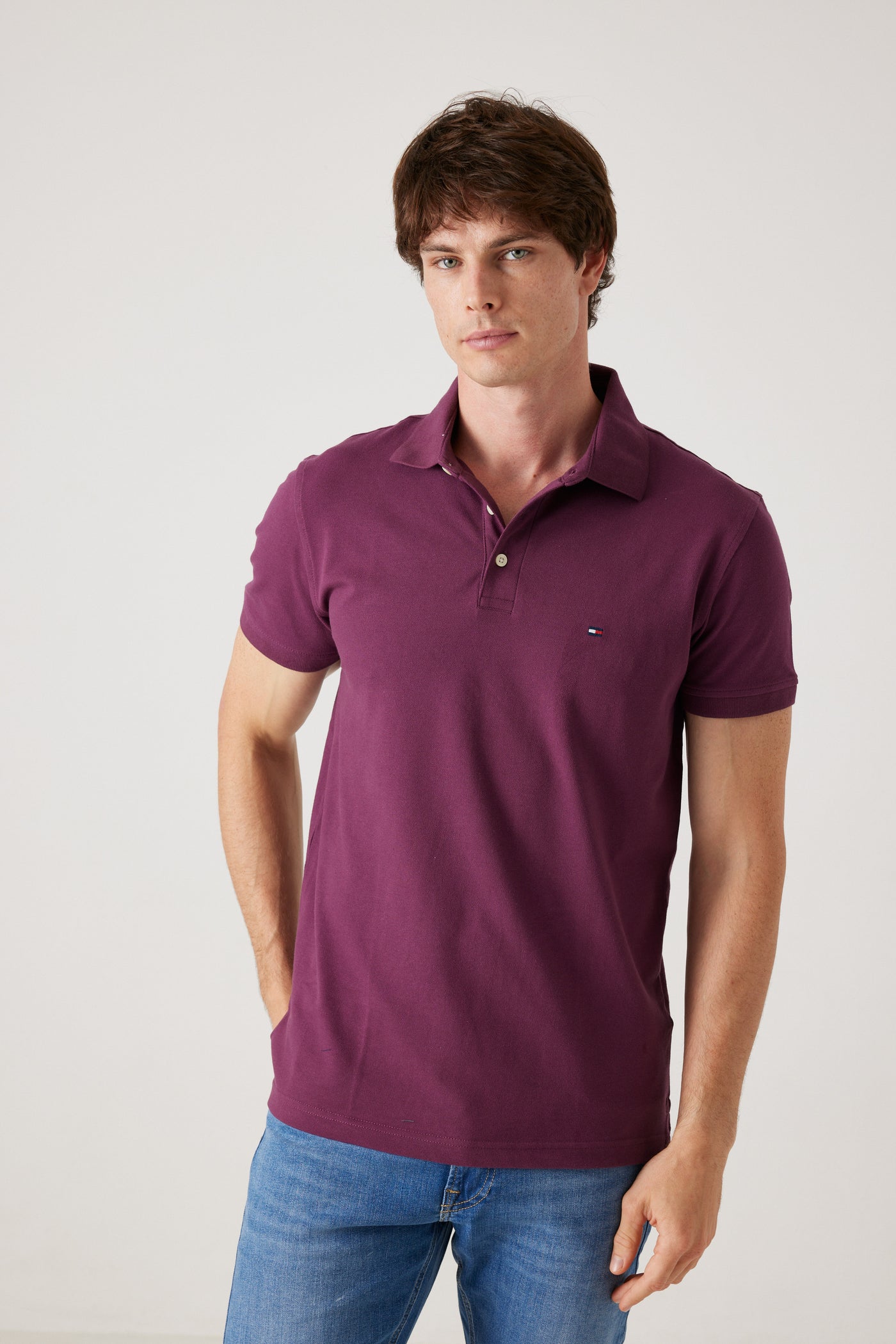 חולצת פולו שרוול קצר בגזרת SLIM- בורדו