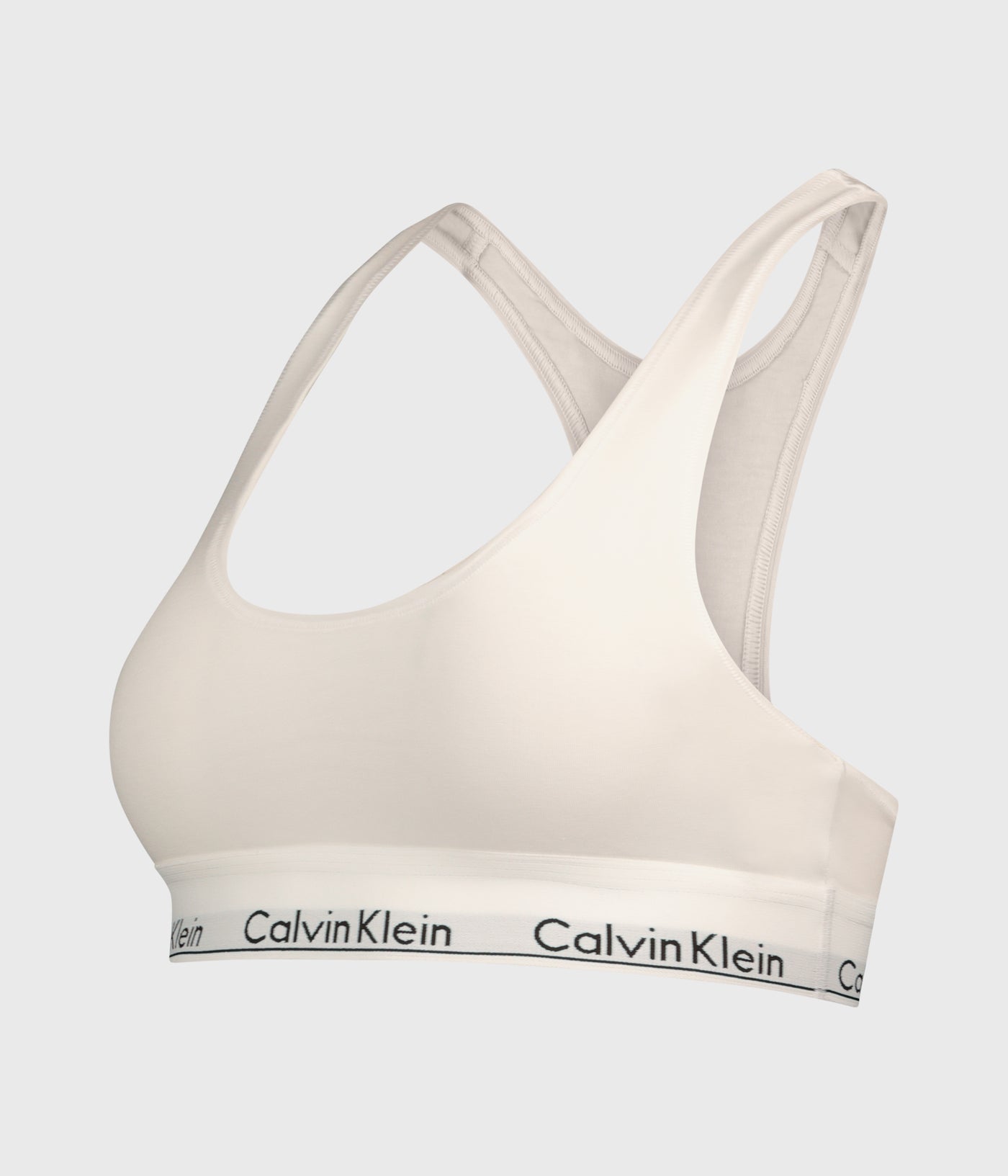 בצבע לבן גוזיית ספורט אייקונית מבית Calvin Klein