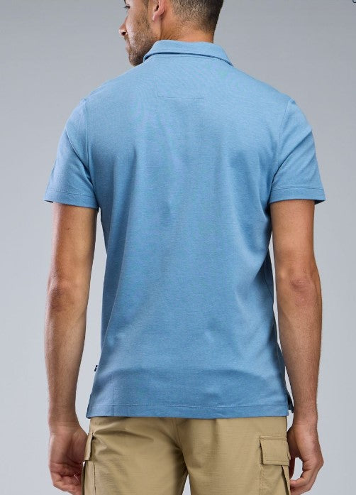 חולצת פולו REGULAR FIT  שרוול קצר בצבע תכלת