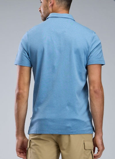 חולצת פולו REGULAR FIT  שרוול קצר בצבע תכלת