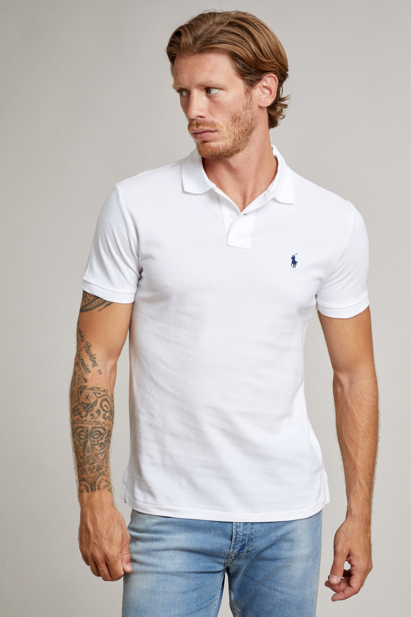 חולצת פולו שרוול קצר בצבע לבן CLASSIC