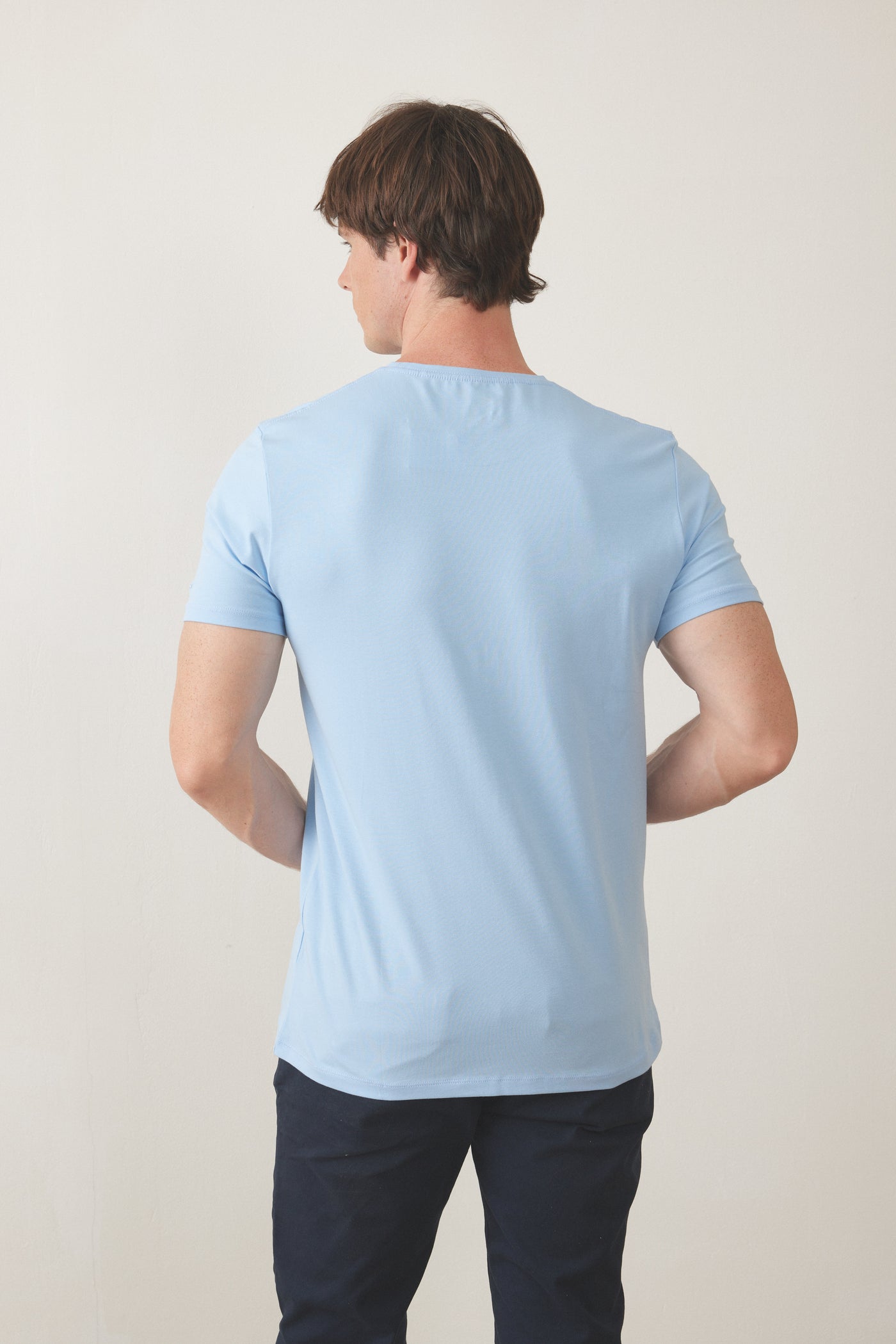 טישרט שרוול קצר צווארון עגול  - תכלת