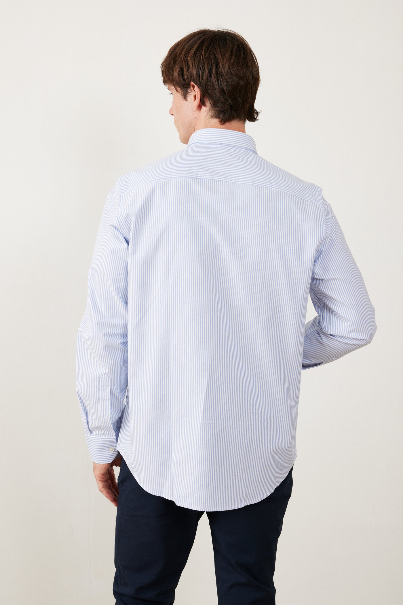 מכופתרת שרוול ארוך בגזרת SLIM - כחול פסים