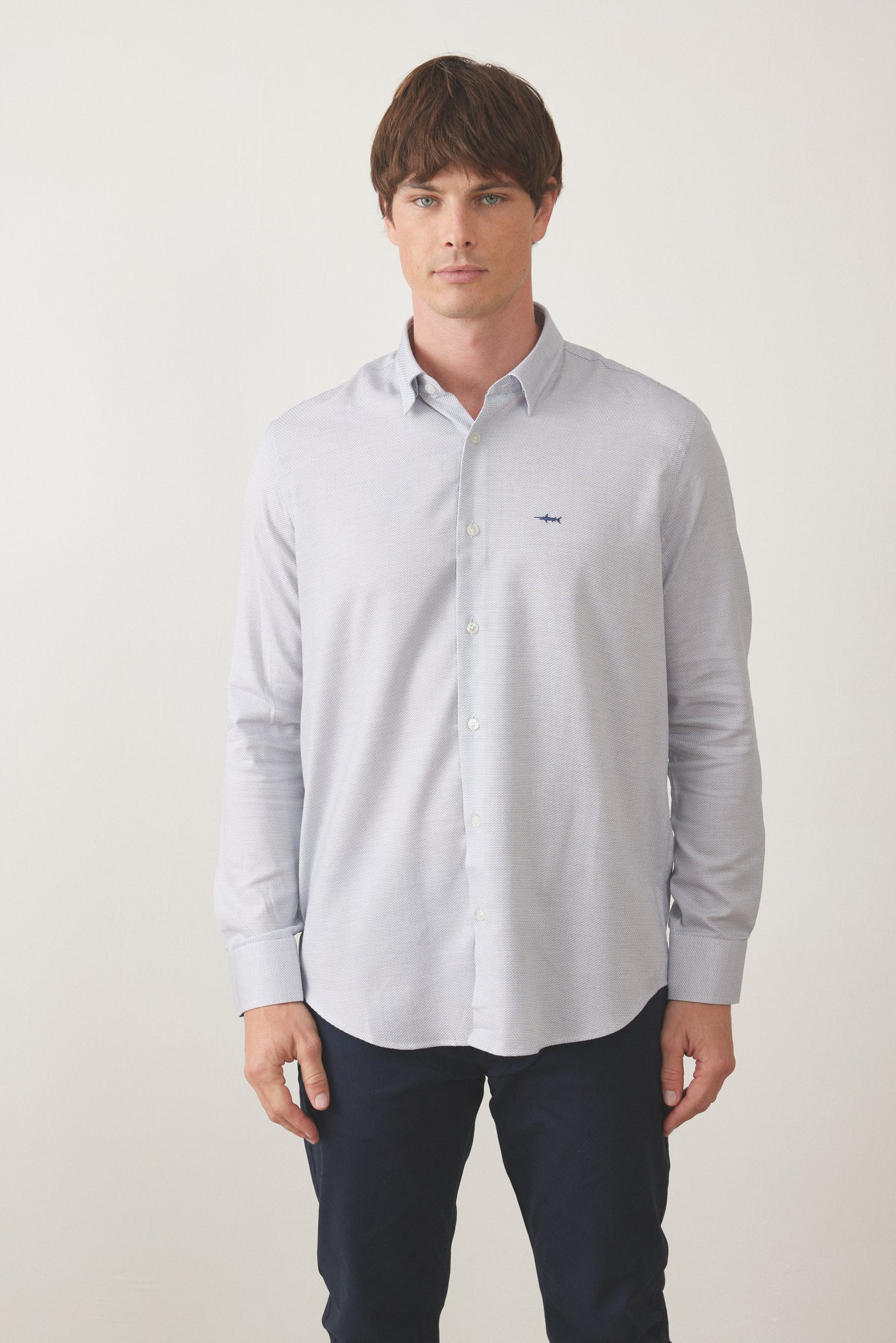 חולצה מכופתרת גזרת SLIM שרוול ארוך - אפור