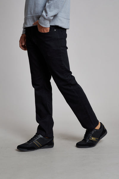 מכנס ג'ינס בצבע שחור