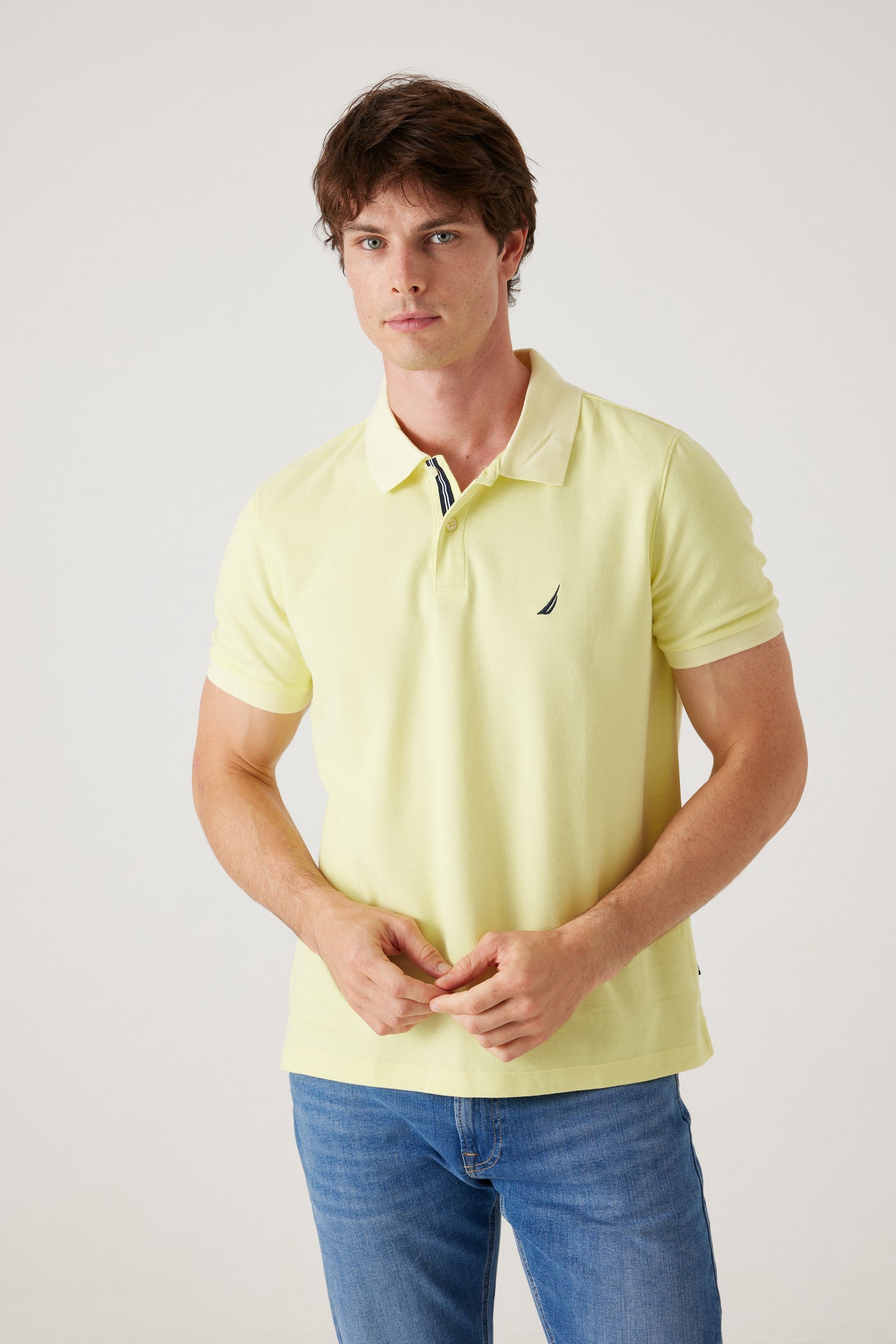 חולצת פולו גזרת REGULAR שרוול קצר - צהוב