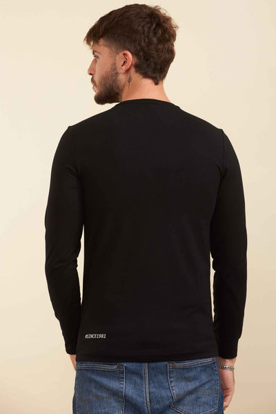 טישרט שרוול ארוך בצבע שחור לוגו כסוף