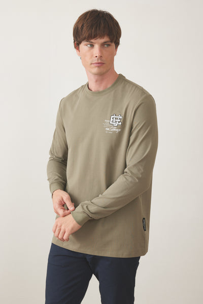 טישרט שרוול ארוך בגזרת SLIM - ירוק