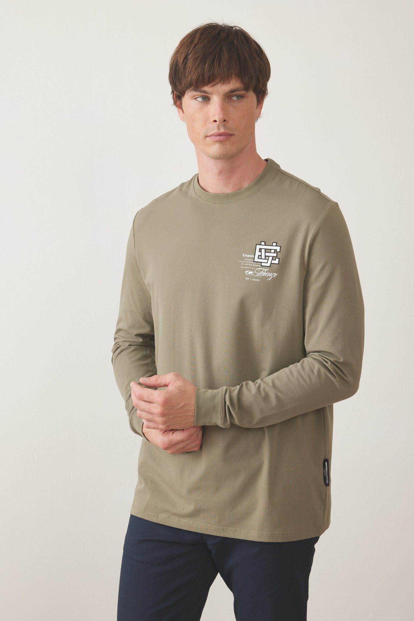 טישרט שרוול ארוך בגזרת SLIM - ירוק