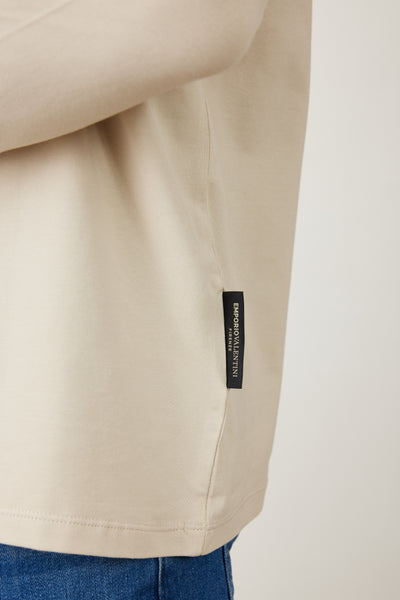 טישרט שרוול ארוך בגזרת SLIM - בז'