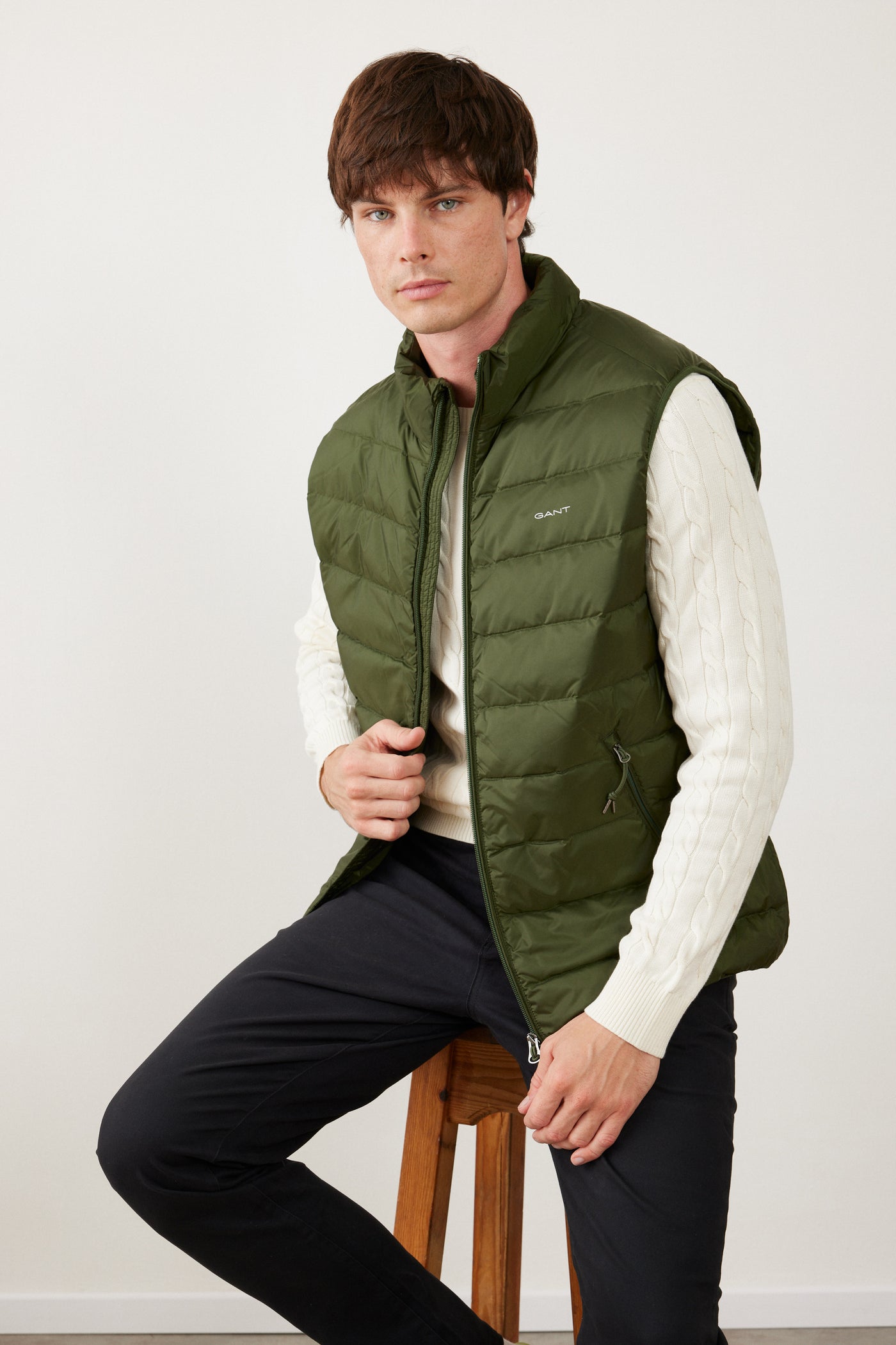 ווסט LIGHT DOWN VEST - ירוק