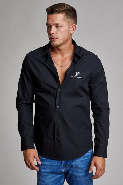 חולצה מכופתרת שרוול ארוך Regular Fit בצבע שחור