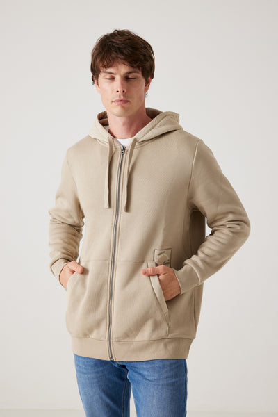 קפוצ'ון עם הדפס בגב -  בז'