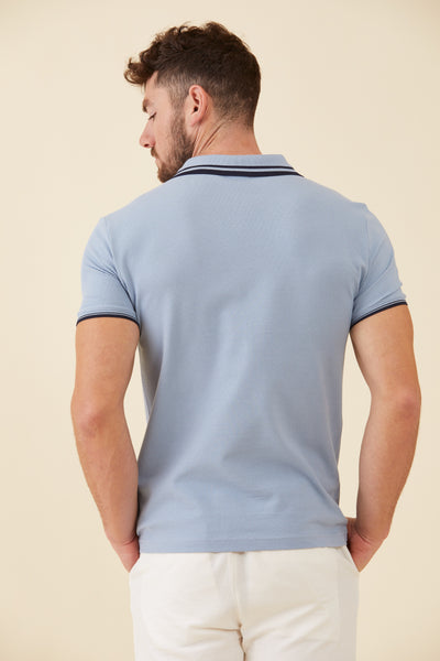 חולצת פולו שרוול קצר בצבע תכלת SLIM
