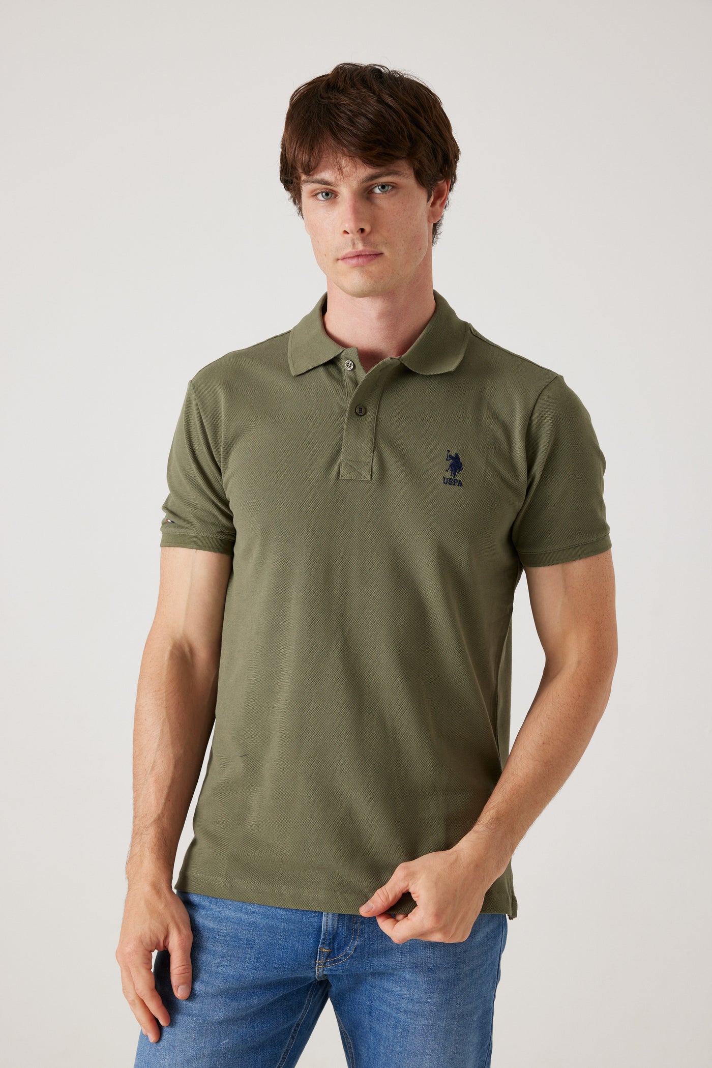 חולצת פולו שרוול קצר בגזרת REGULAR- חאקי