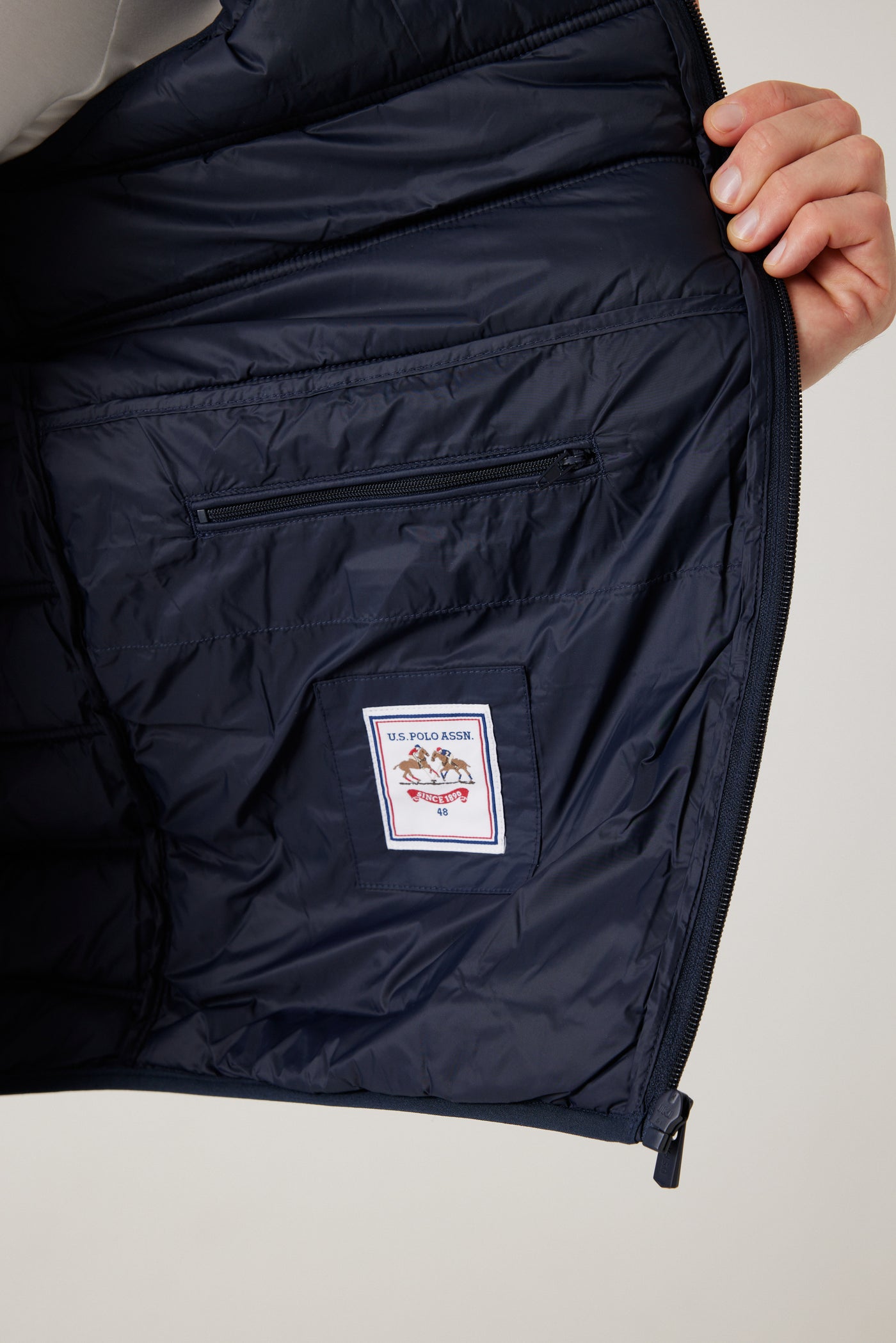 ווסט קלאסי - נייבי