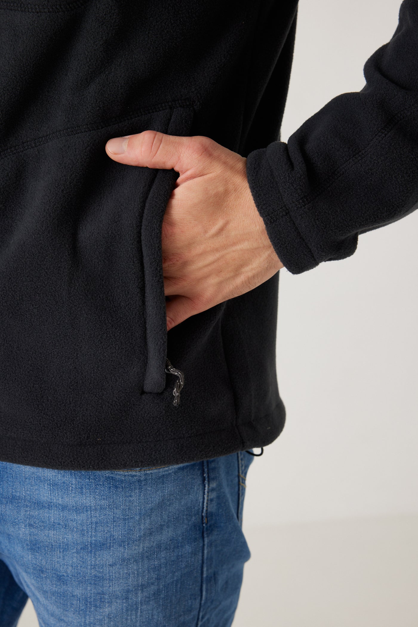 ג'קט פליז - שחור