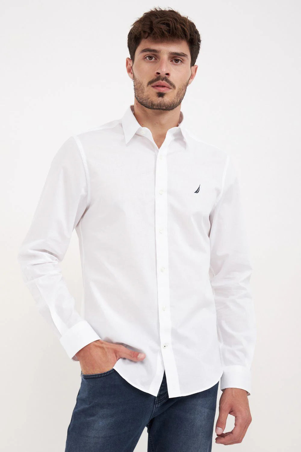 חולצה מכופתרת שרוול ארוך בגזרת TAILORED FIT - לבן