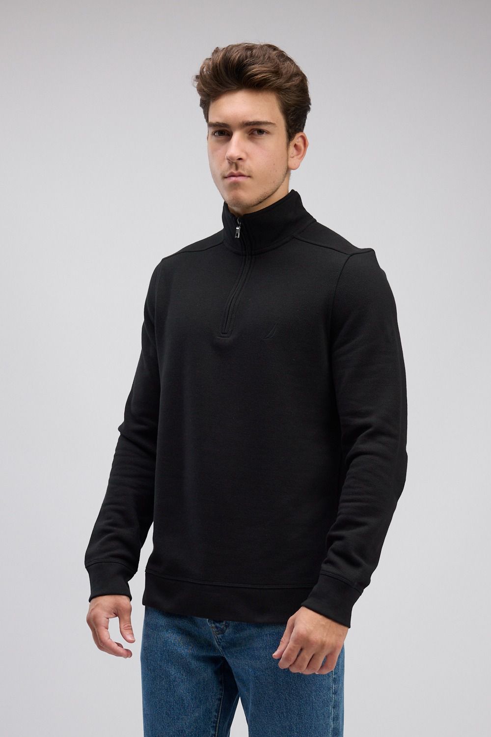 סווטשירט רוכסן בצאוורון (חצי זיפ) - שחור