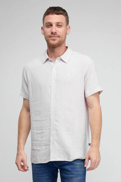 חולצה מכופתרת בסגנון פשתן שרוול קצר בגזרת TAILORED FIT - לילך