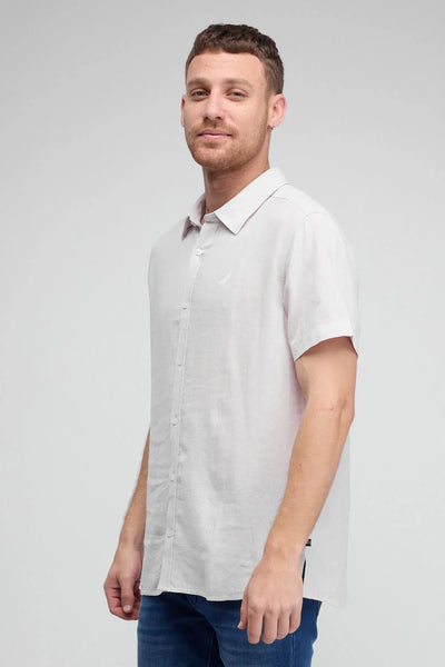 חולצה מכופתרת בסגנון פשתן שרוול קצר בגזרת TAILORED FIT - לילך