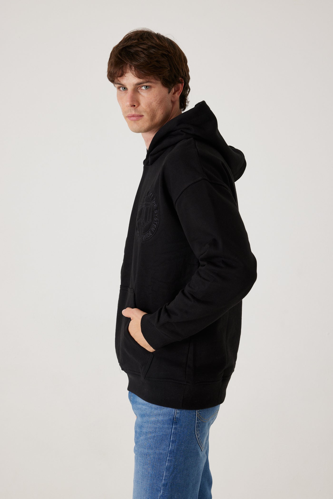 קפוצ'ון -שחור