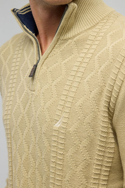 סריג איכותי מעוצב עם רוכסן בצווארון (חצי זיפ) - בז'