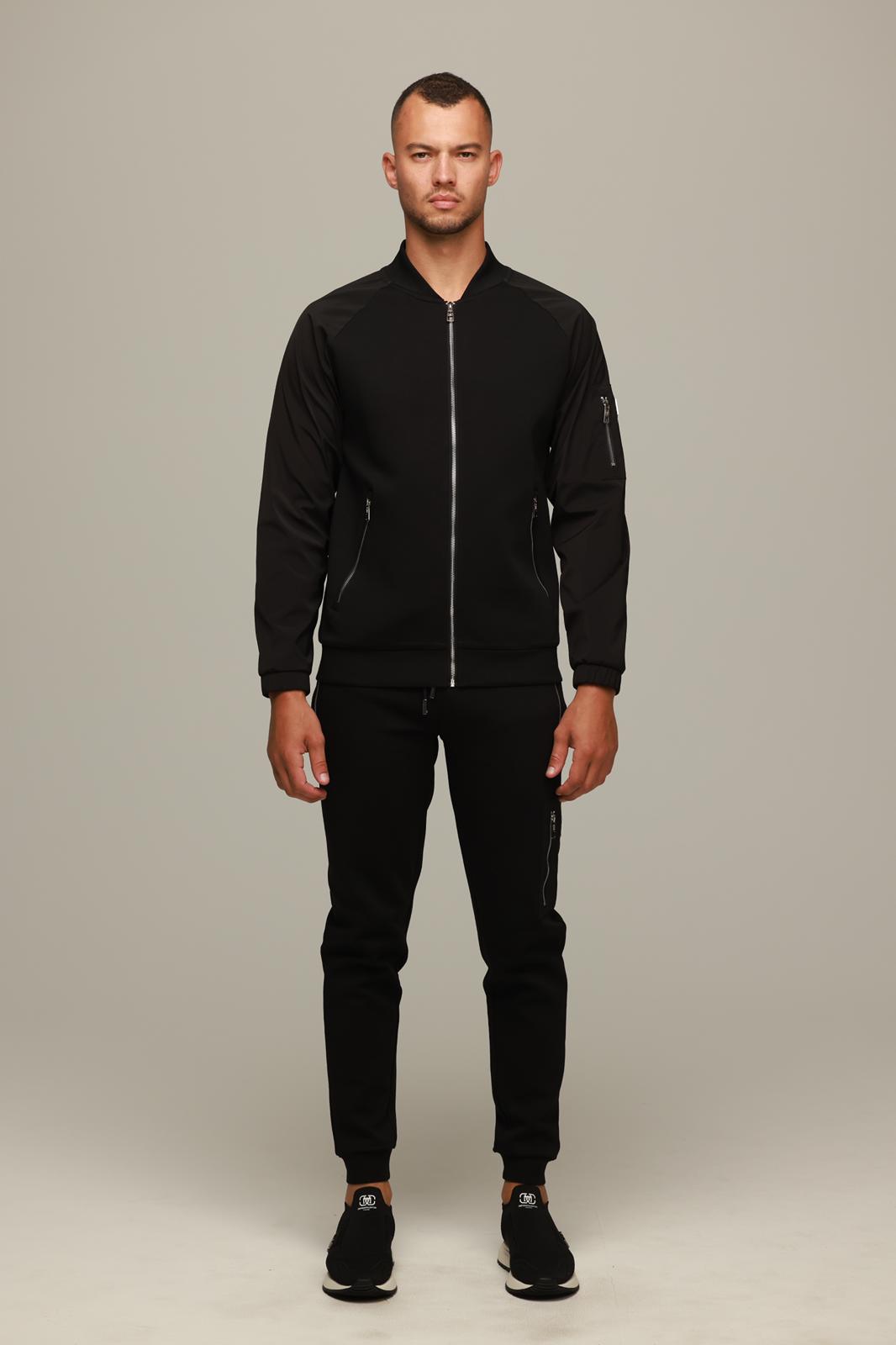 חליפת טרנינג קפוצ'ון ומכנס - שחור