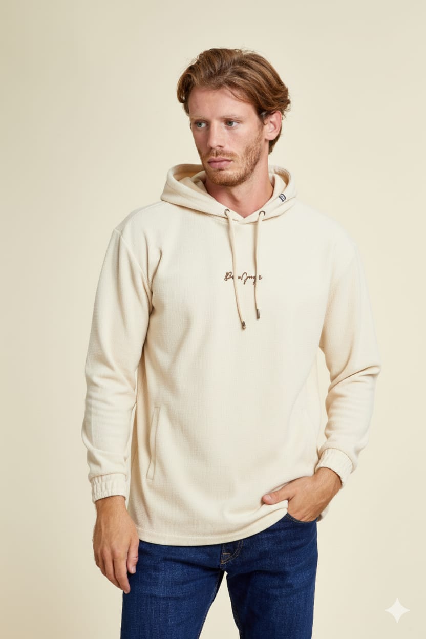 קפוצ'ון בצבע שמנת