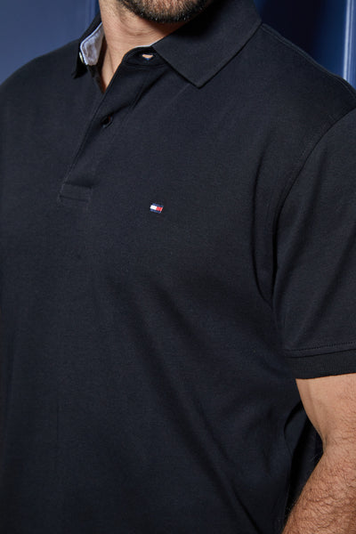 חולצת פולו שרוול קצר בצבע שחור CLASSIC FIT