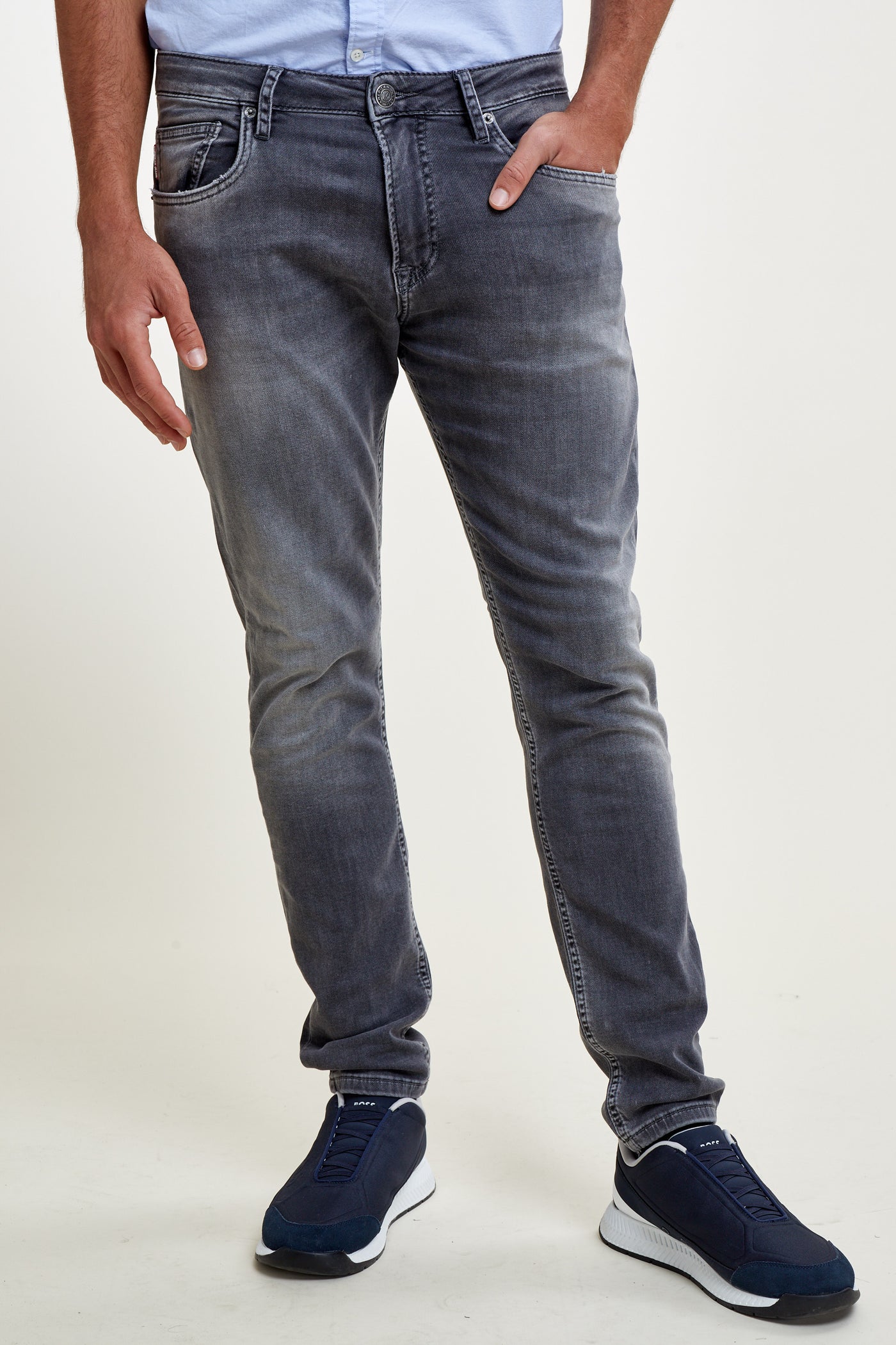 מכנס ג'ינס סלים בצבע אפור FLEX