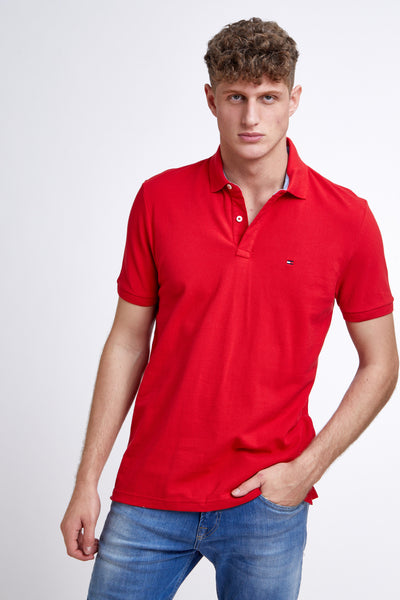 חולצת פולו שרוול קצר בצבע אדום