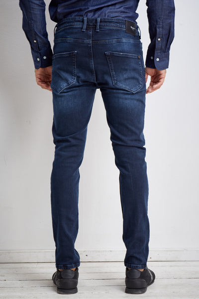 מכנס ג'ינס סקיני בצבע כחול כהה